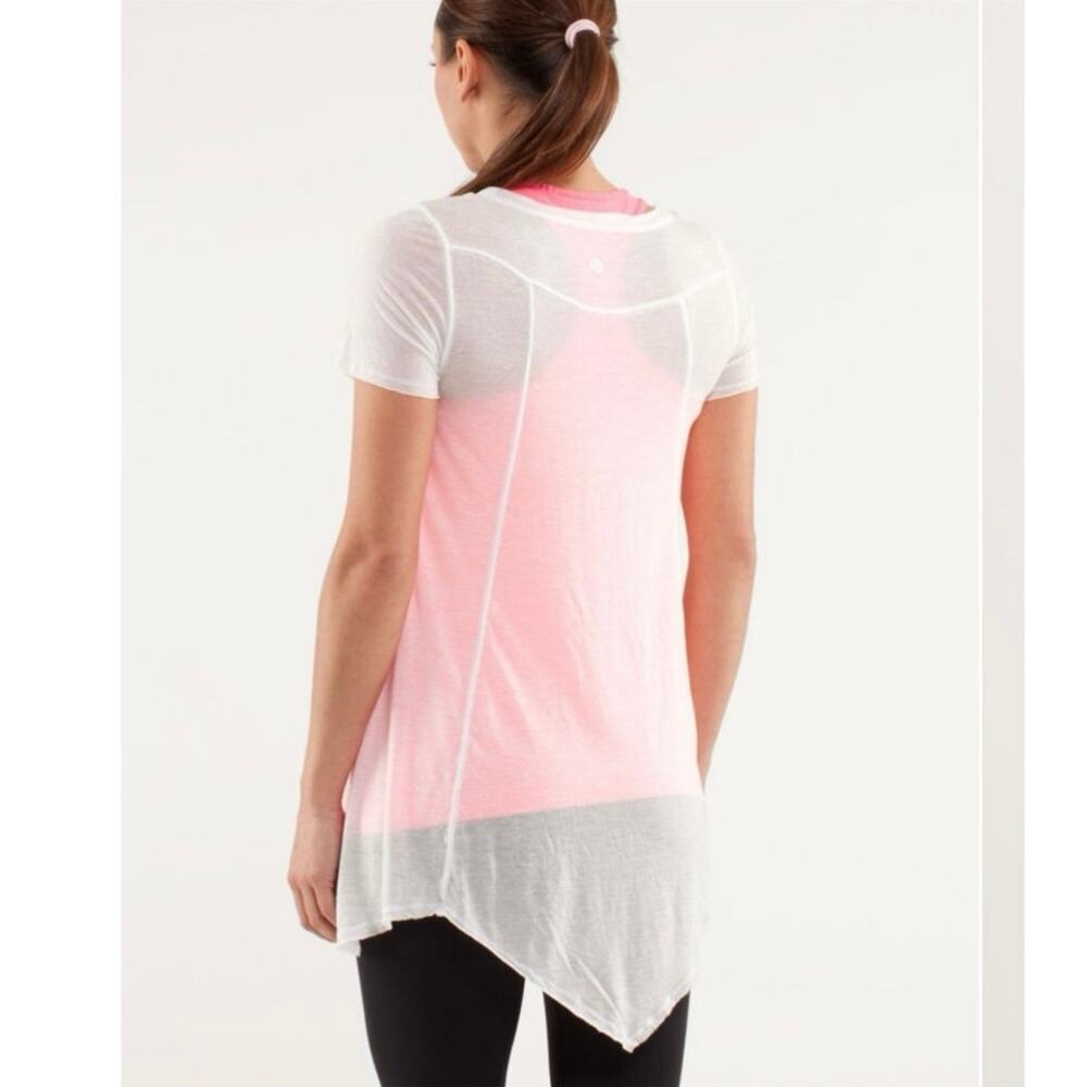 Lululemon Full Expression Short Sleeve Tee size 4 in white - Picture 2 of 5